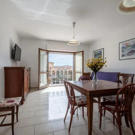 شقة Dimoras 3br Center Balcony & Parking أولبيا