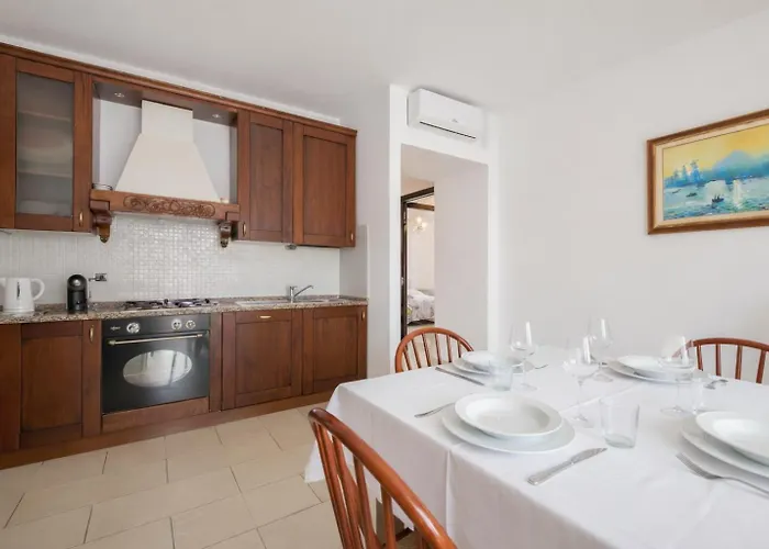 Διαμέρισμα Dimoras 3br Center Balcony & Parking Sf Όλμπια